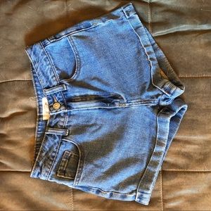 JOHN GALT / Brandy Melville high waisted shorts